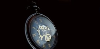 Jak zakończyć brelok?